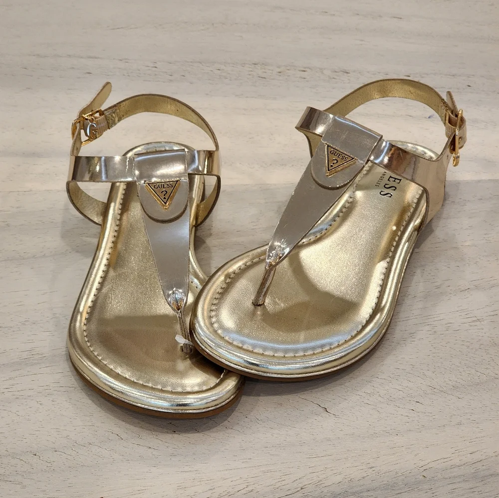 Guess Dorry's T-Strap Gold Women's Charm Logo Ankle Strap Flat Sandals Size 6